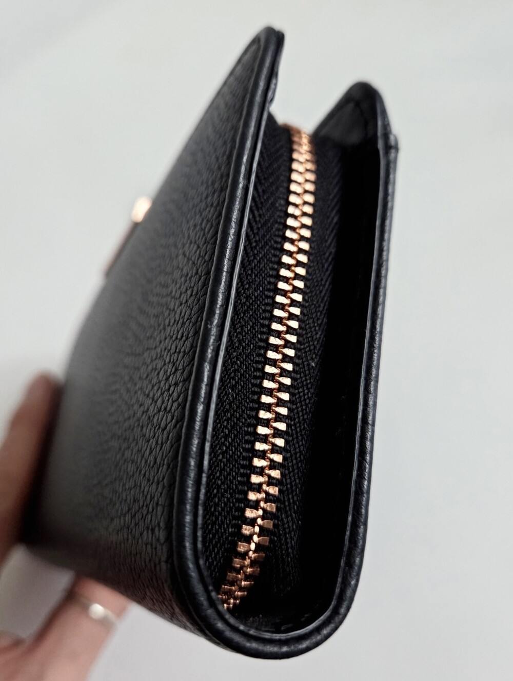 Ted Baker London Black Leather Zip Around Long Wallet With Rose Gold Hardware - Picture 11 of 16